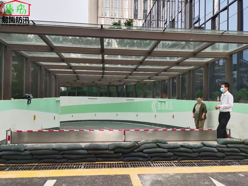 湖北武汉不锈钢车库挡水门
